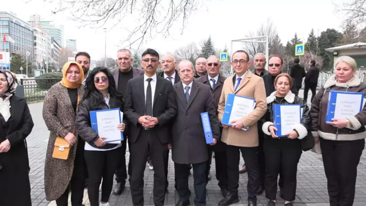 Alternatif Parti kuruluyor: Kuruluş dilekçesi İçişleri Bakanlığı'na teslim edildi