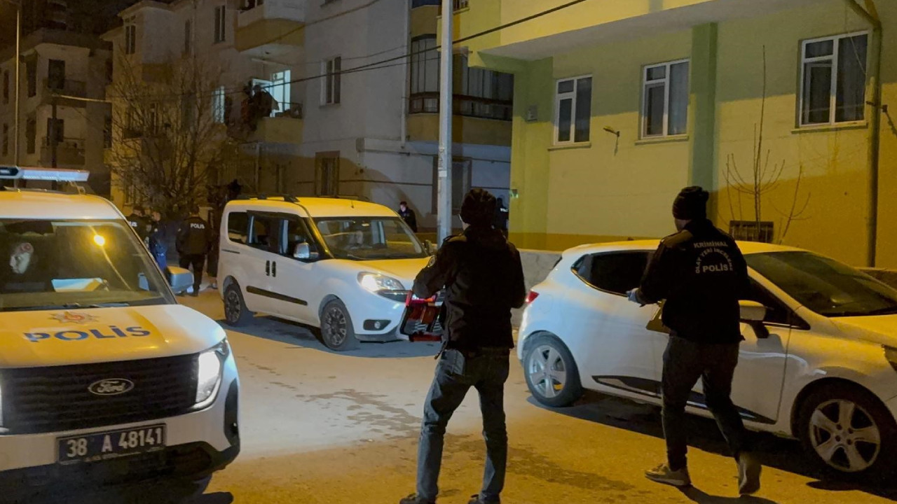 Alacak verecek kavgası kanlı bitti: Anne ve oğlu tüfekle vuruldu