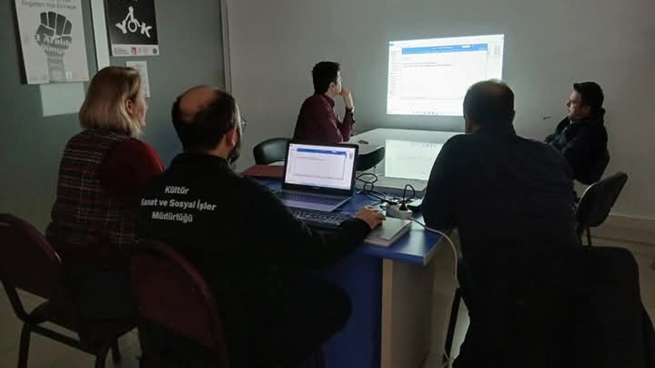 Bilecik Kent Belleği Yayın Kurulu toplantısında 10'dan fazla koleksiyon değerlendirildi