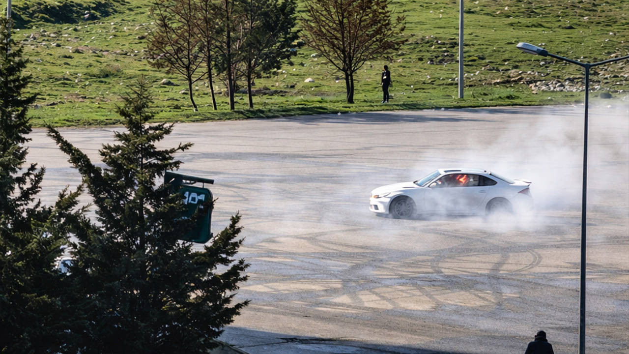 Drift atan sürücüye 140 bin lira ceza