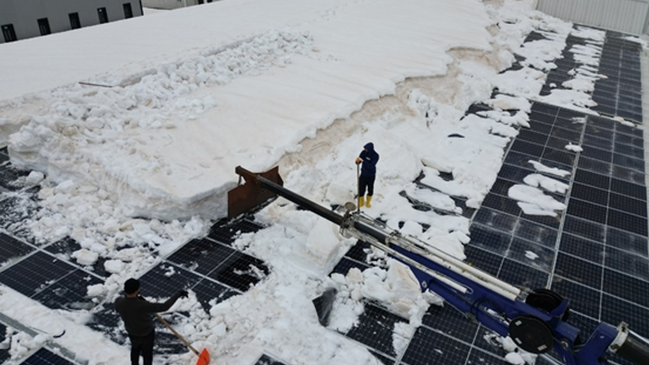 Bitlis'te kar temizliği