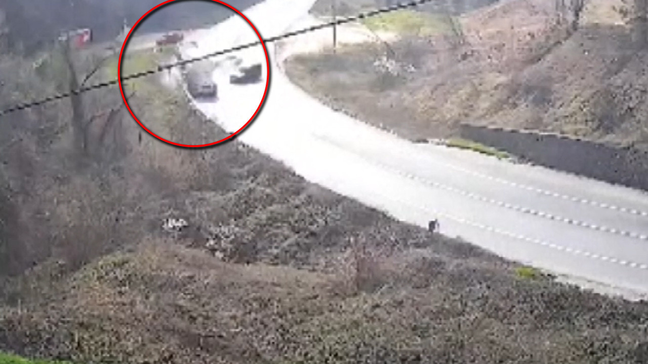 Soda yüklü araç iki otomobili biçti: Akyazı’da tanker faciası