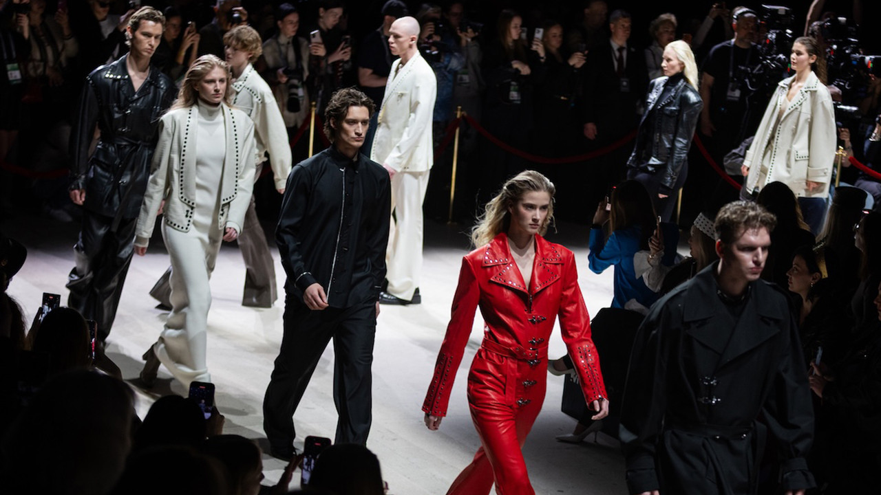 Tasarımcı Emre Erdemoğlu Moskova Moda Haftası’nda dikkatleri üzerine çekti