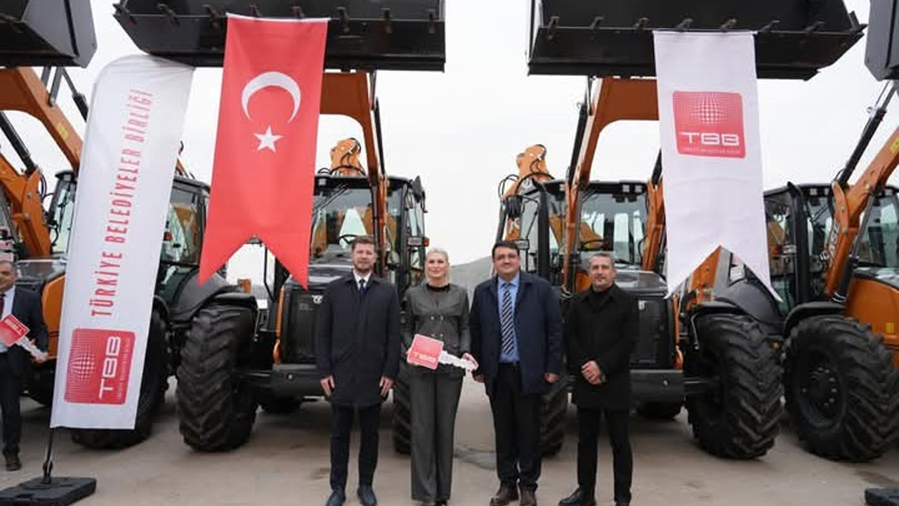 TBB'den Bilecik Belediyesine kepçe hibe edildi