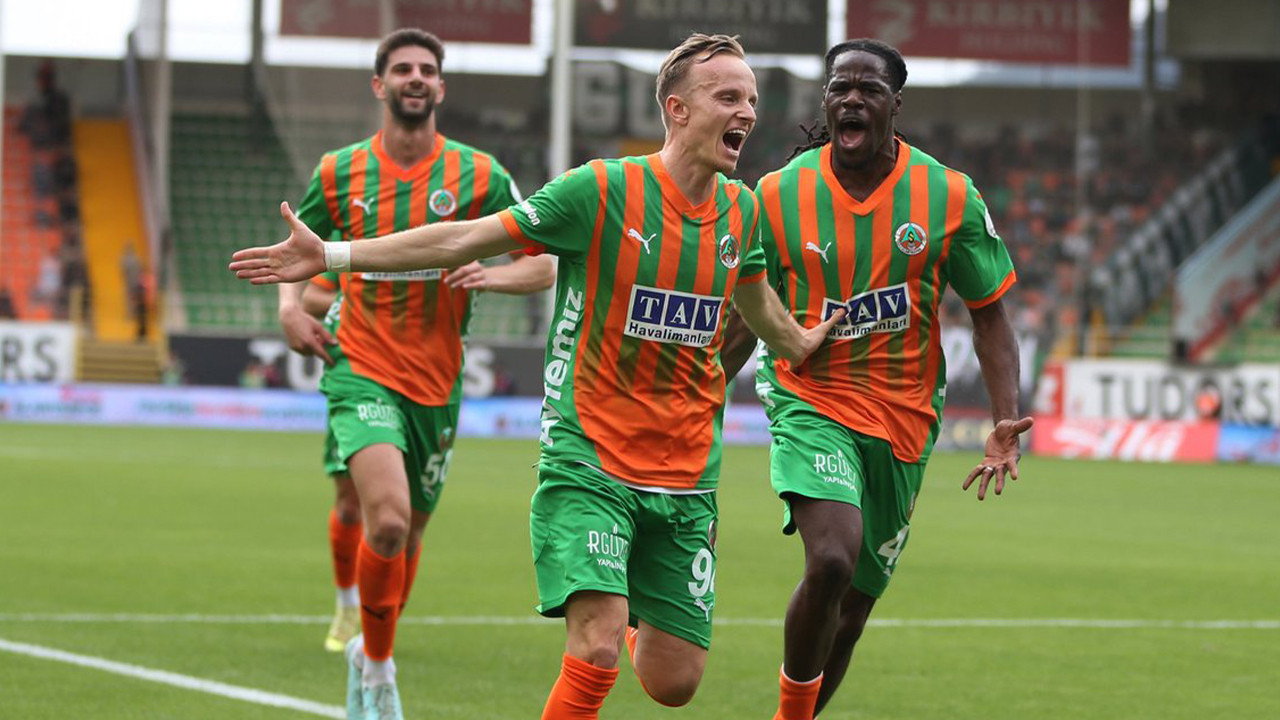 Alanyaspor'un Kosovalı oyuncusu Hadergjonaj'dan Türkiye maçı yorumu