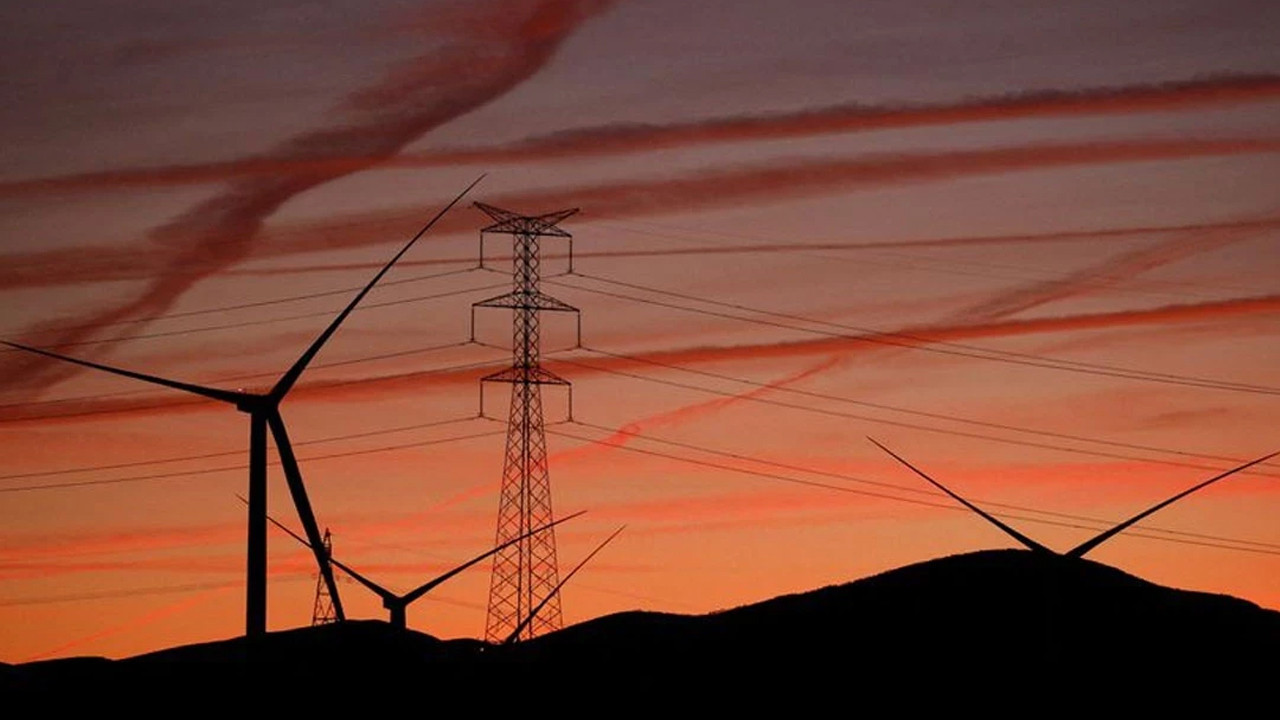 Günlük elektrik üretim ve tüketim verileri belirlendi