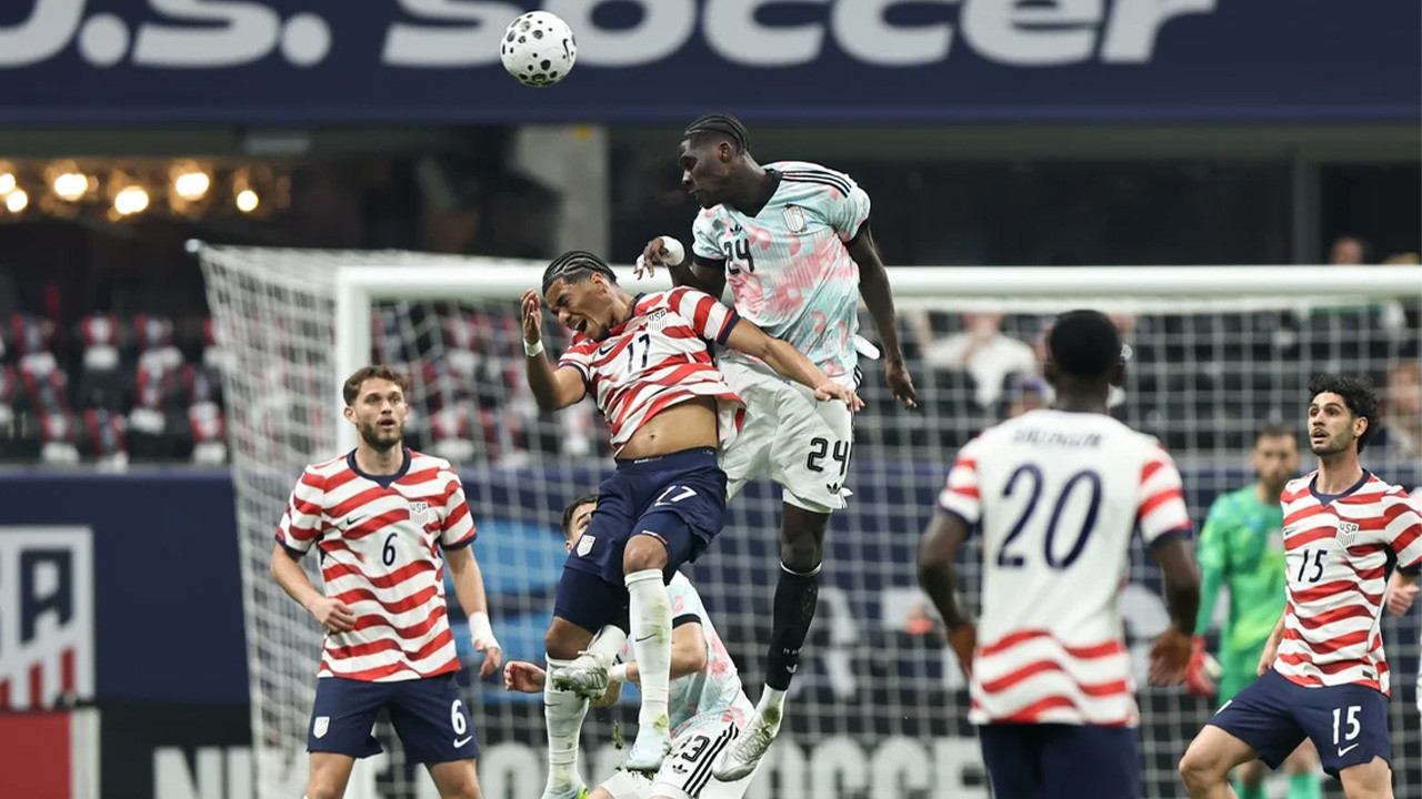 Belçika Dünya Kupası'nın ev sahibi ABD'yi 7 gollü maçta küçük düşürdü