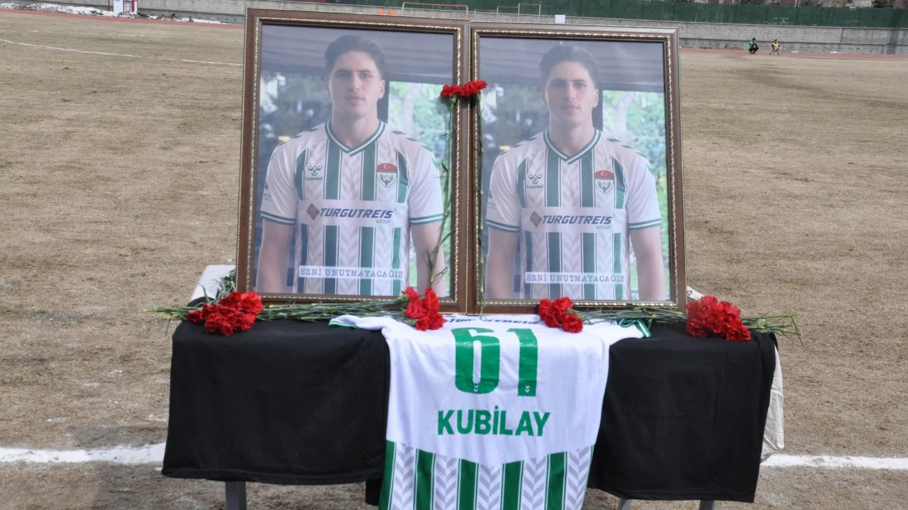 Kubilay Kaan Kundakçı, Kars'ta anıldı: Gözyaşları sel oldu