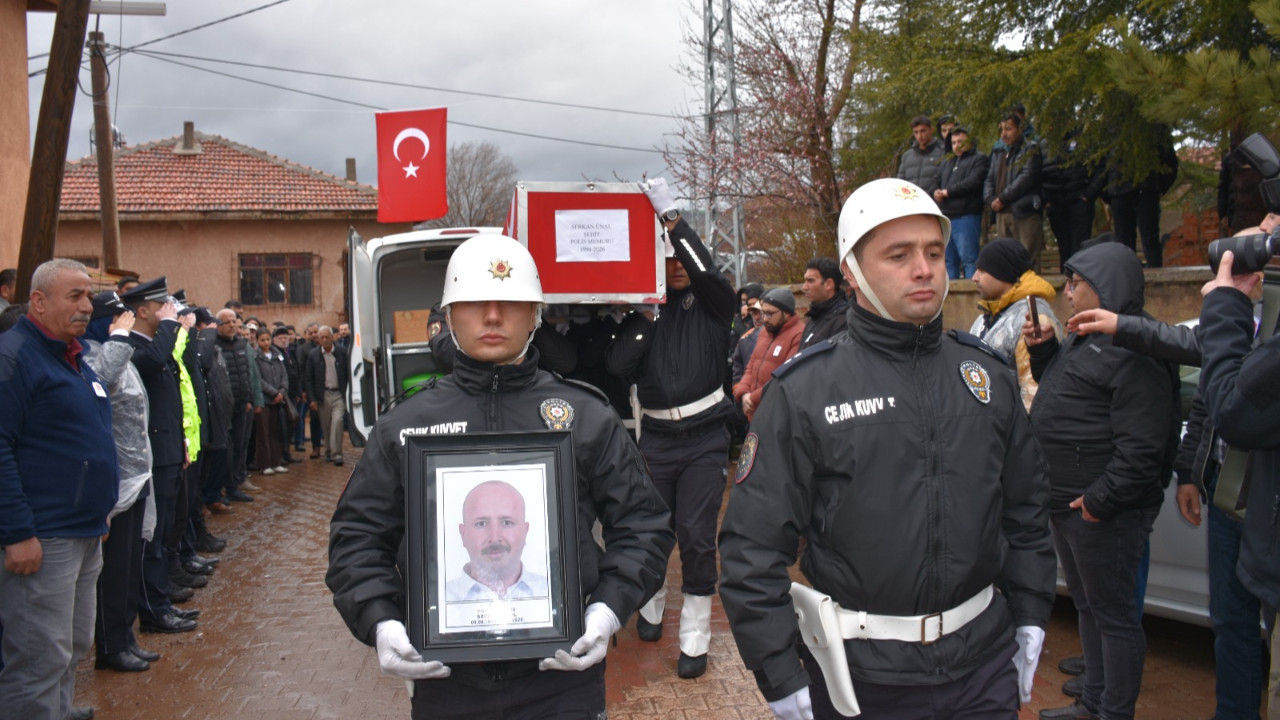 Şehit polis memuru Serkan Ünal son yolculuğuna uğurlandı
