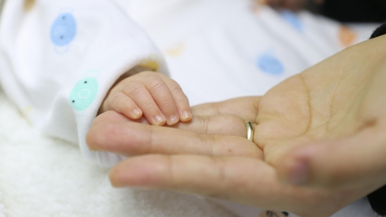 Bakan Göktaş duyurdu: Mart ayı doğum yardımı ödemeleri hesaplara yatırıldı