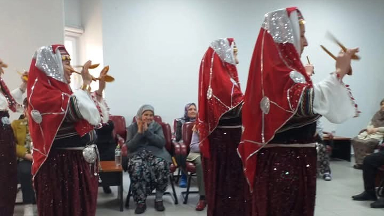 Bilecik Kent Konseyi ve LÖSEV'den Huzurevi'nde anlamlı etkinlik