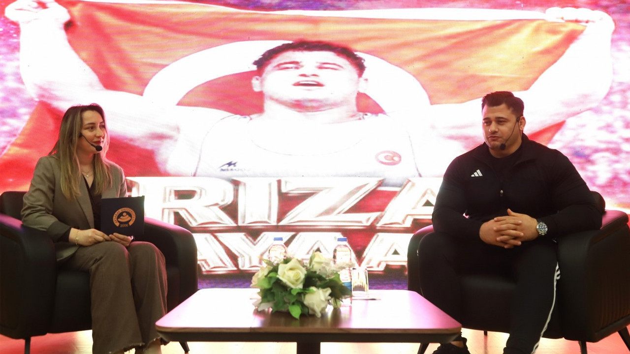 Milli Güreşçi Rıza Kayaalp, ASÜ öğrencileriyle buluştu: Başarı azim ve disiplinle gelir