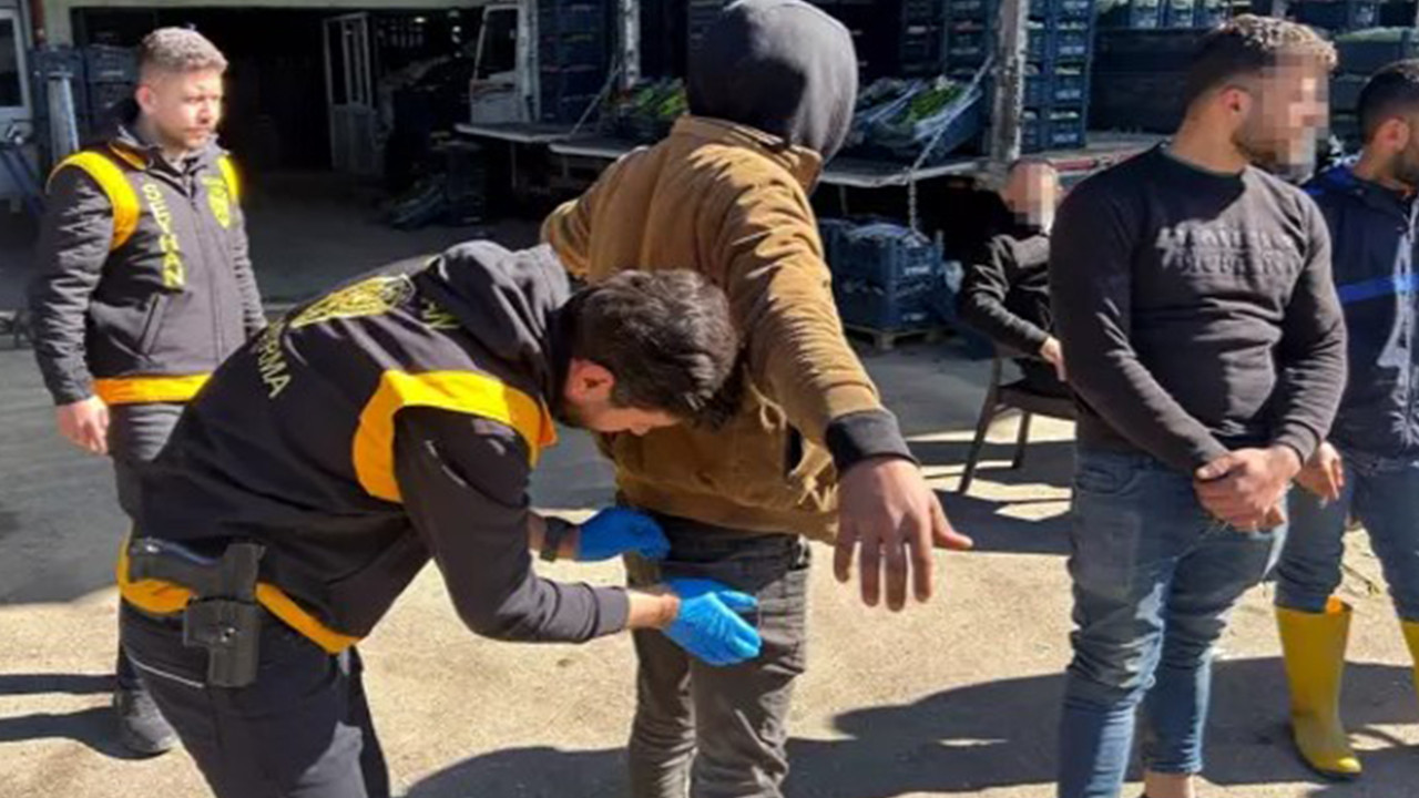 16 düzensiz göçmen yakalandı