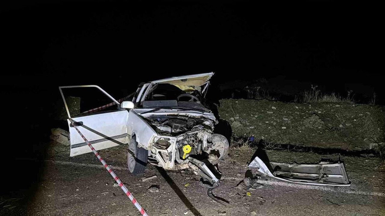 Afyon'da feci kaza: 1 ölü 1 ağır yaralı