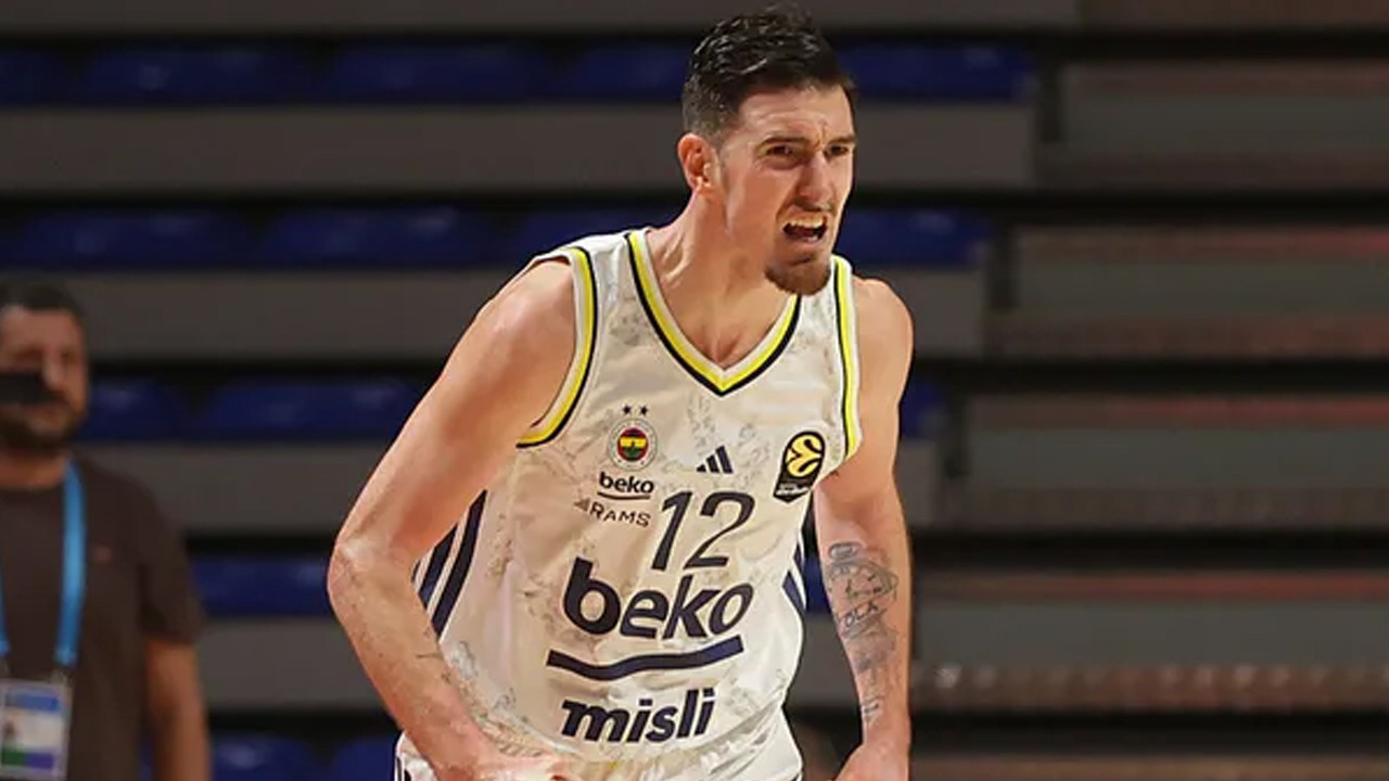 Fenerbahçe Nando De Colo'nun sakatlığını açıkladı