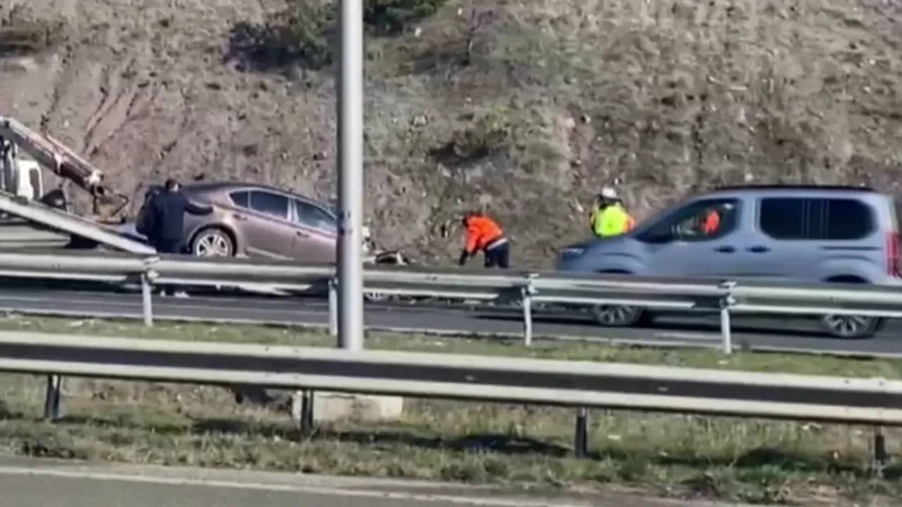 Ankara Kuzey Çevre Yolu'nda iki otomobil çarpıştı
