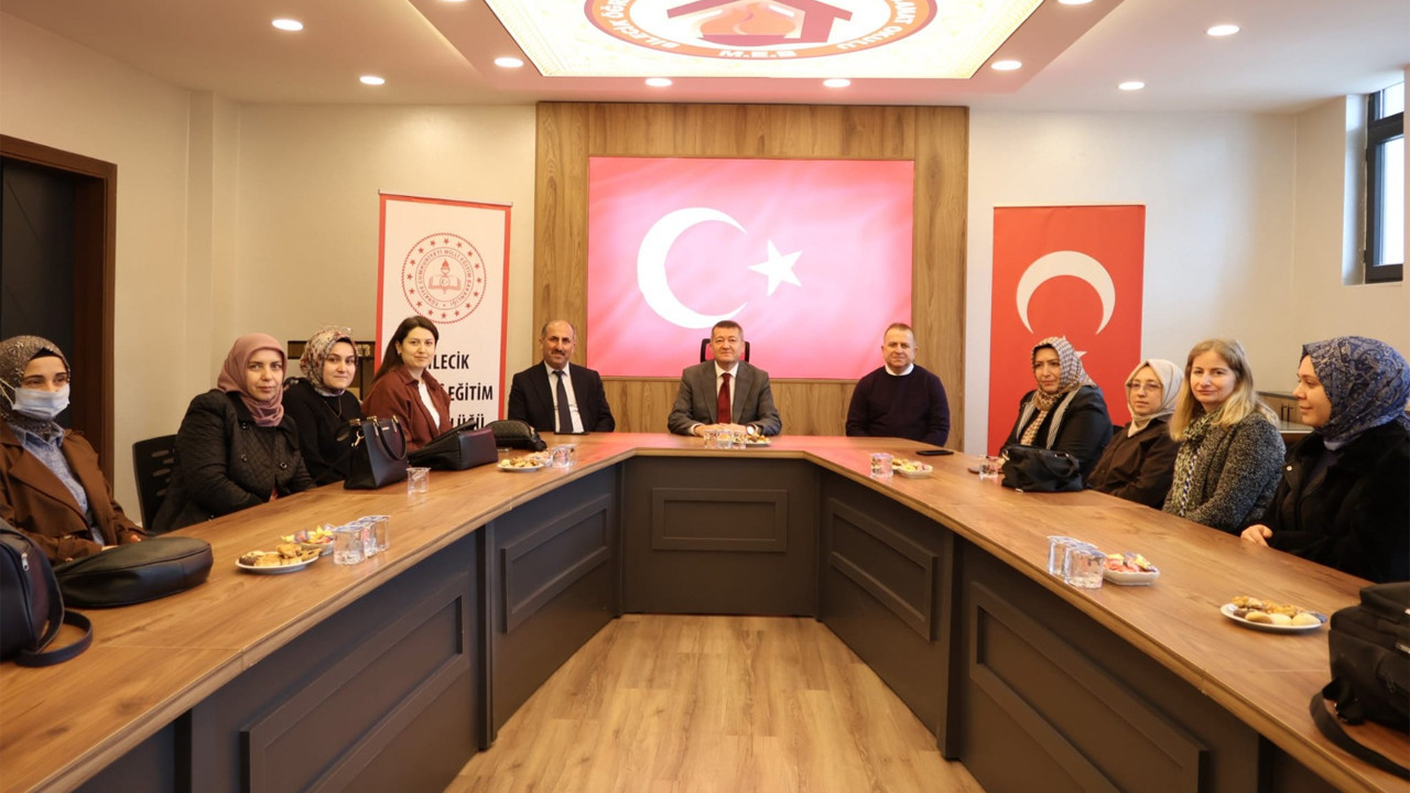 Bilecik'te okul servis rehber personelleri değerle…