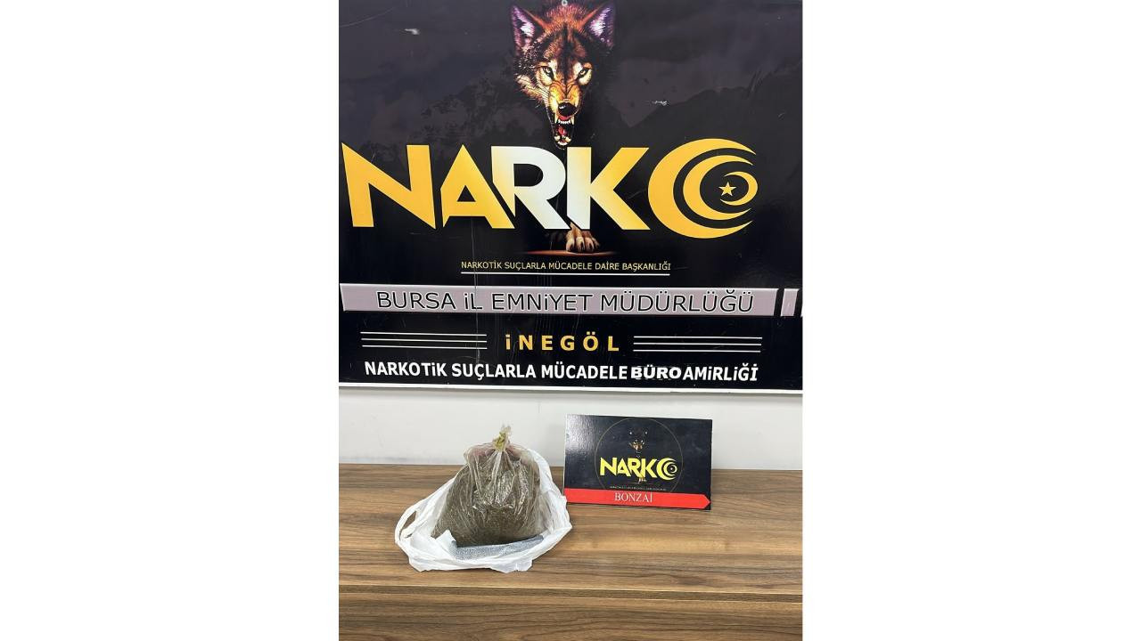 Evin gizli bölmesinden çıktı: 100 gram uyuşturucu ele geçirildi