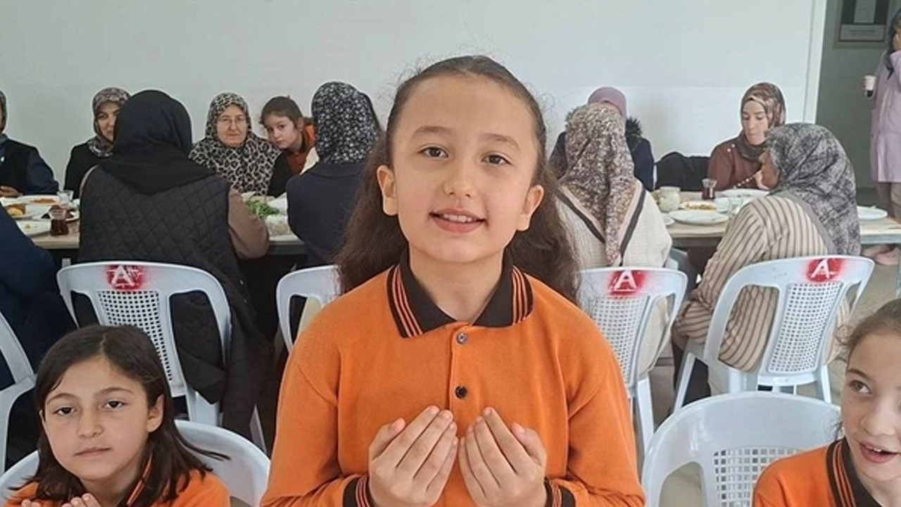 Minik Birsen’in yemek duası gönülleri fethetti