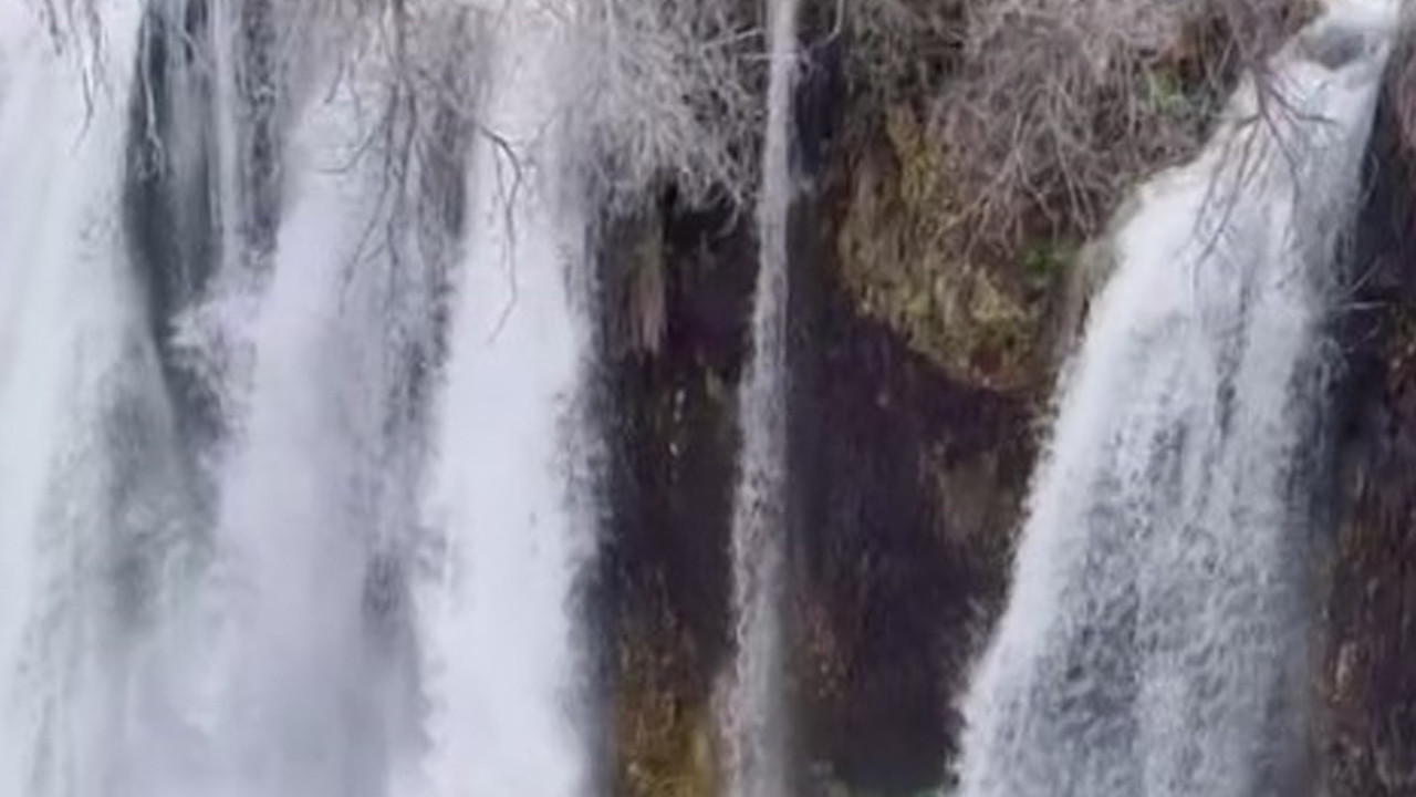 Sivas’ın doğa harikası Sızır Şelalesi coştu