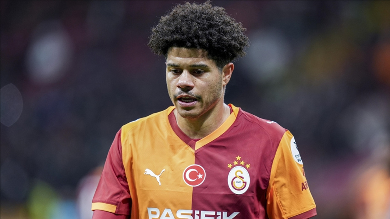 Galatasaray'ın Brezilyalı futbolcusu Gabriel Sara, sakatlandı