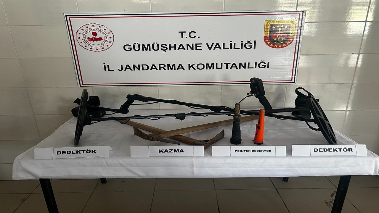 Kaçak kazı yapan 2 şüpheli suçüstü yakalandı