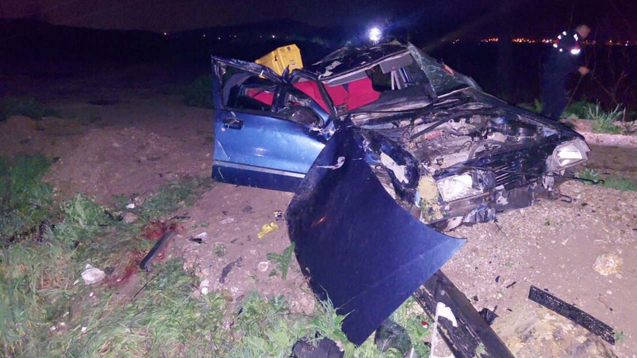 Manisa’da otomobil şarampole devrildi: 1 ölü, 1 yaralı