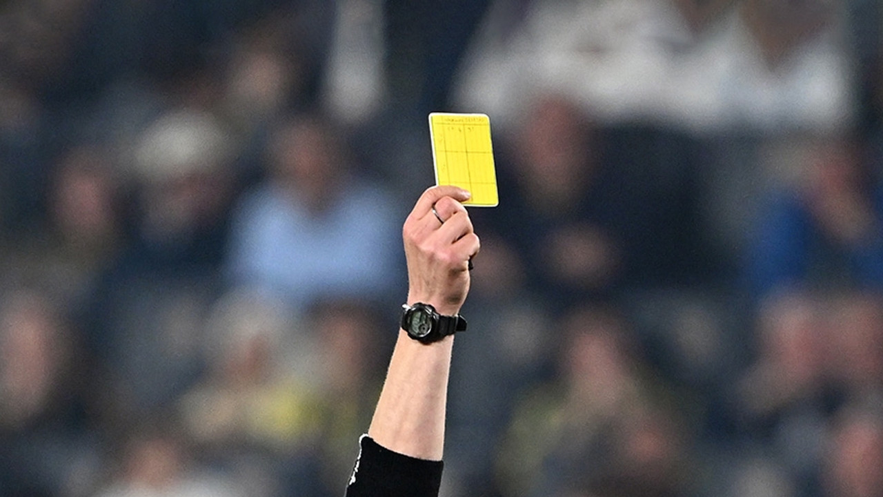 Fenerbahçe-Beşiktaş derbilerinde kart istatistikleri dikkati çekiyor