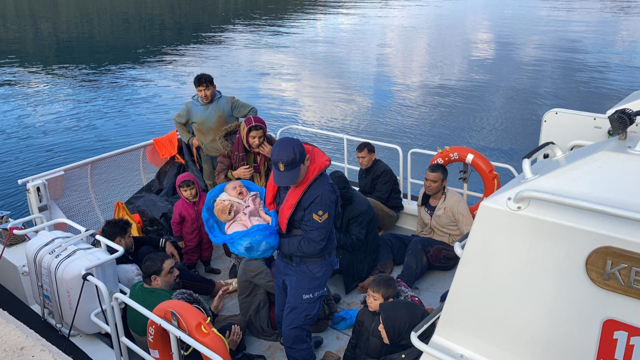 İçişleri Bakanlığı: 2021'den beri 1 milyondan fazla düzensiz göçmen yakalandı