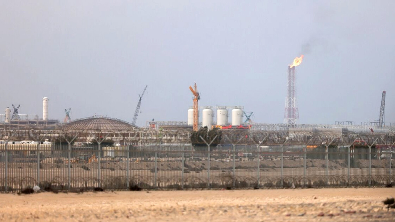 Kuveyt’in enerji ve su arıtma tesislerinde saldırı hasarı