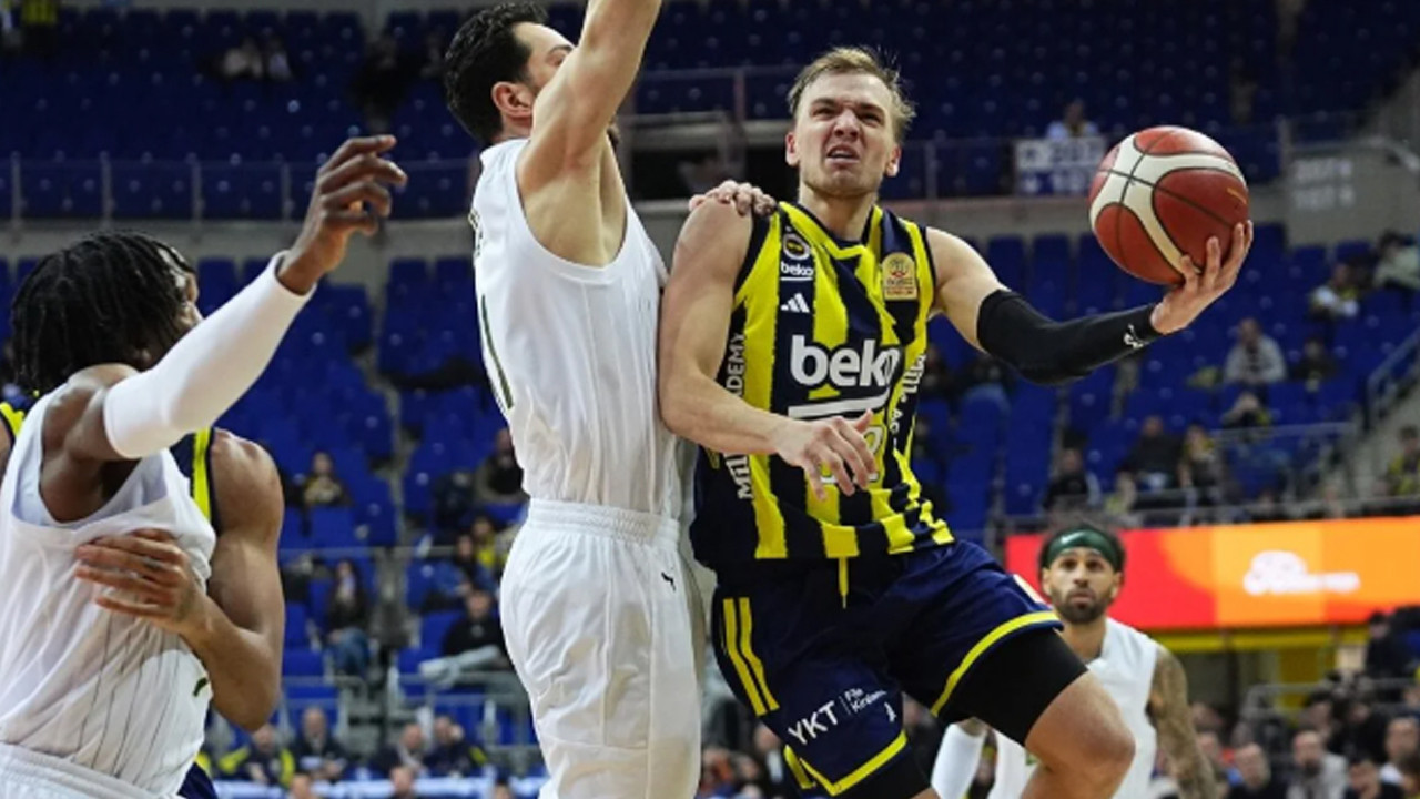 Fenerbahçe Beko derbi öncesi evinde Merkezefendi'yi yenerek morallendi
