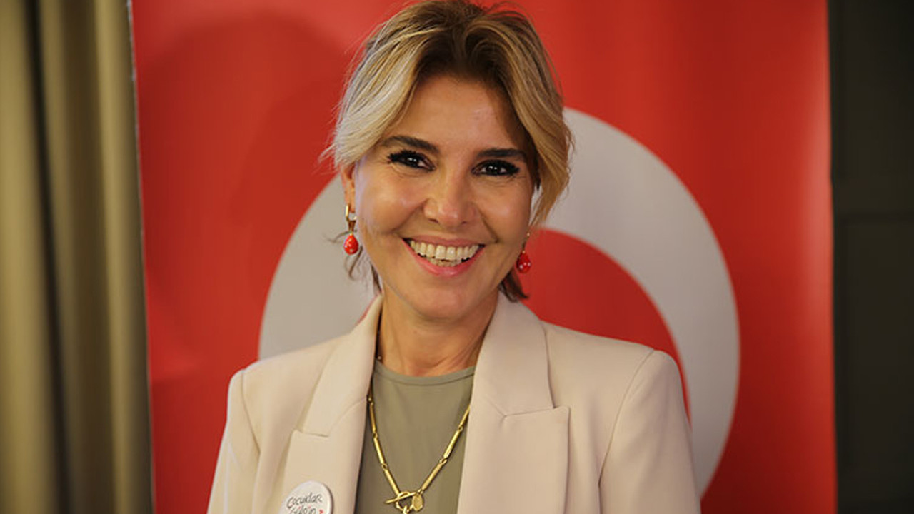 Gülben Ergen'in evine polis gitti: Bakanlık şikayet etmişti