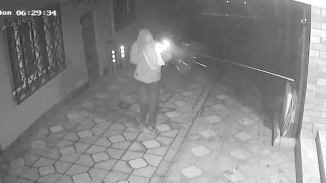 Kağıthane’de intikam çarkı: Önce ev, sonra dürümcü hedef alındı