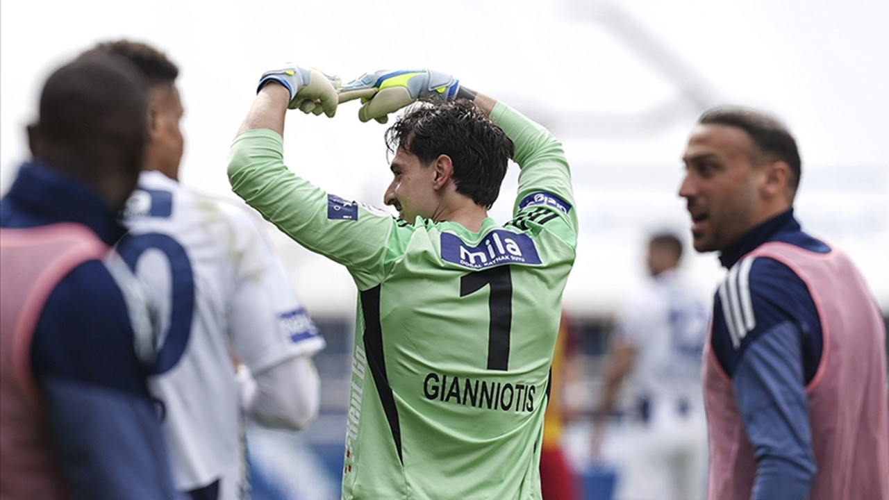 Süper Lig'de 30. kaleci golünü Kasımpaşa'dan Gianniotis attı