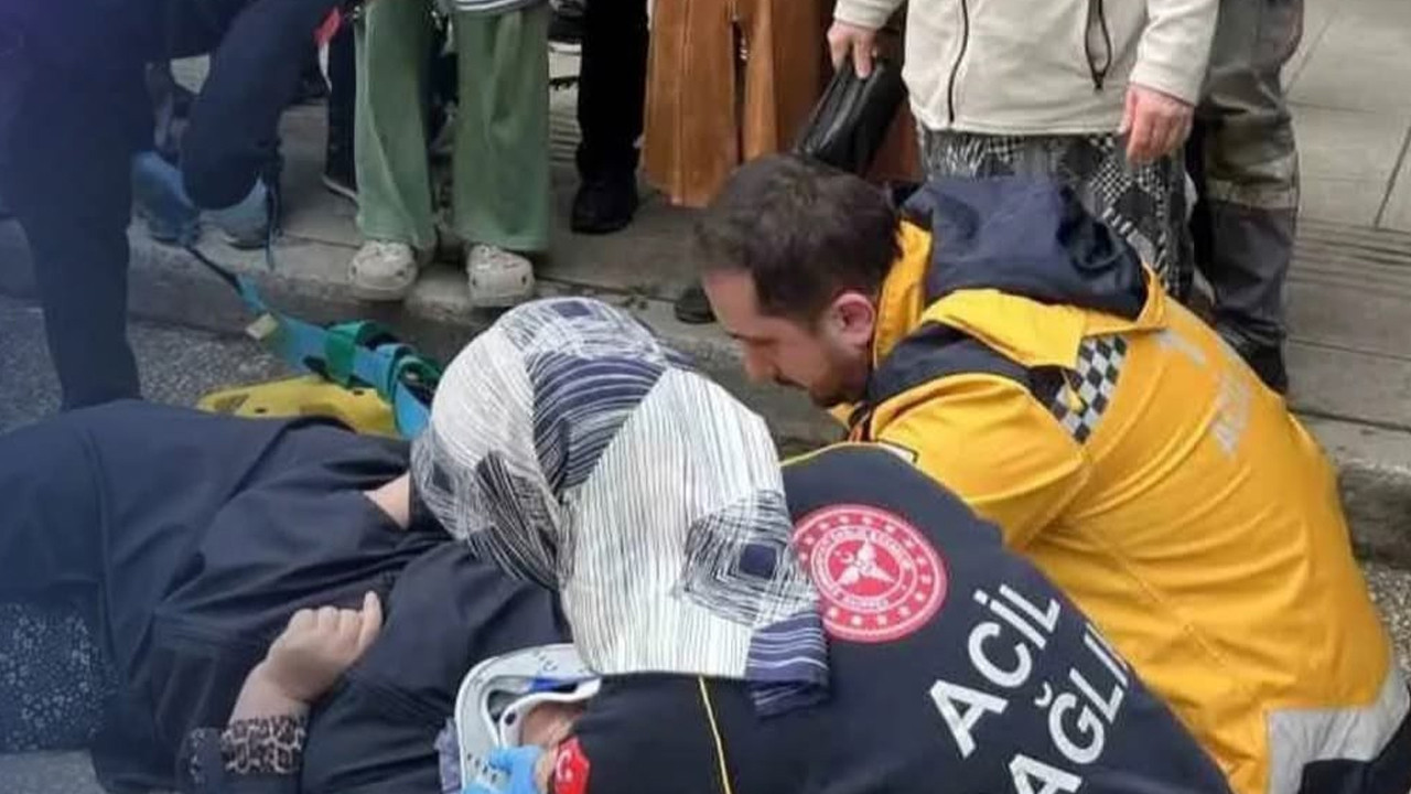 Ünye’de yolun karşısına geçen kadına otomobil çarptı