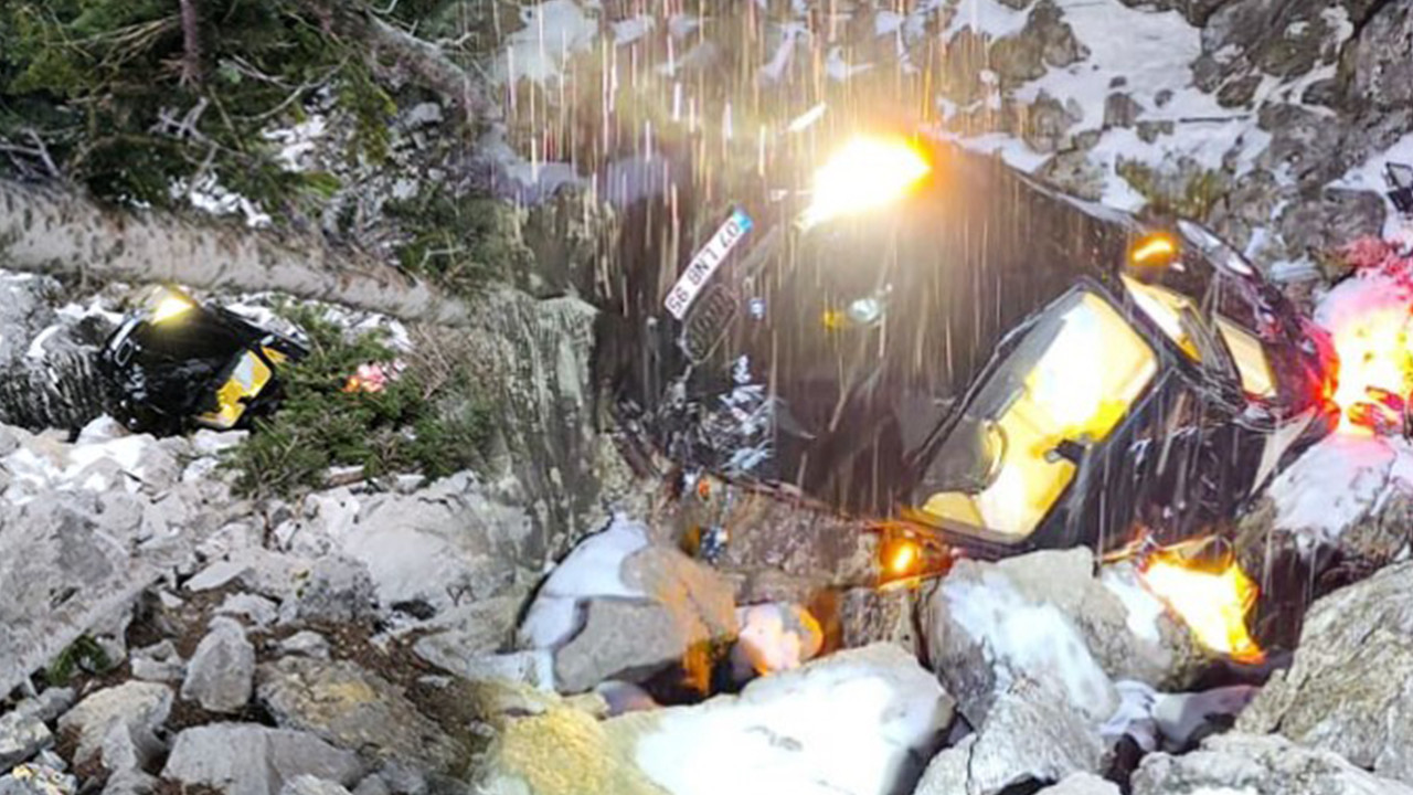 Akseki’de iki otomobil çarpıştı: 3 yaralı