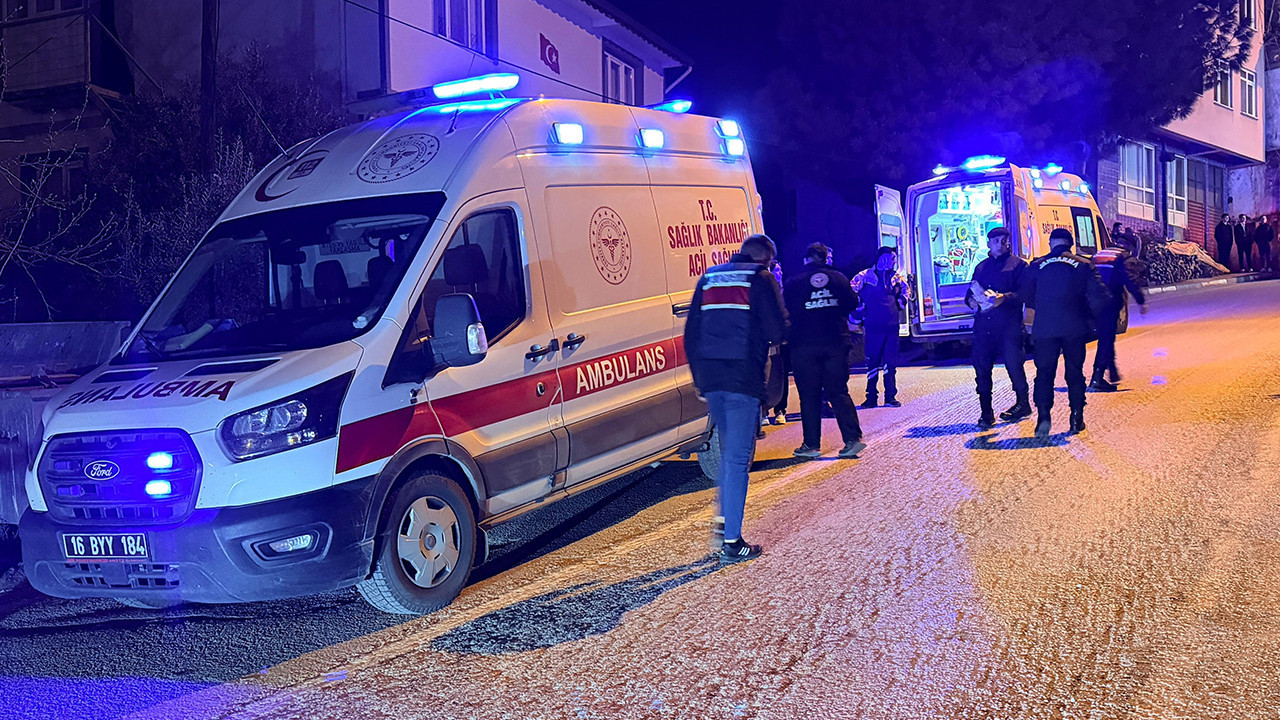 Bursa’da kıraathane kavgası kanlı bitti: Baba ve oğlu hayatını kaybetti