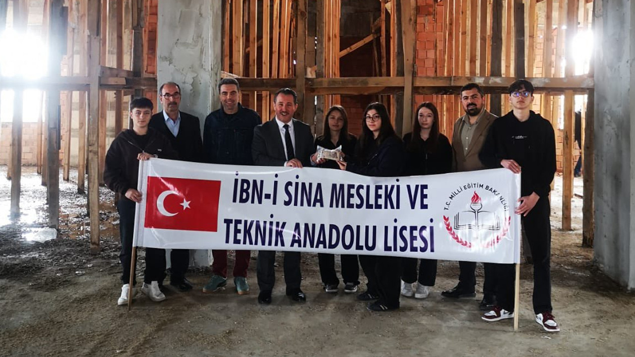 İbni Sina Mesleki ve Teknik Anadolu Lisesi öğrencilerinden anlamlı etkinlik