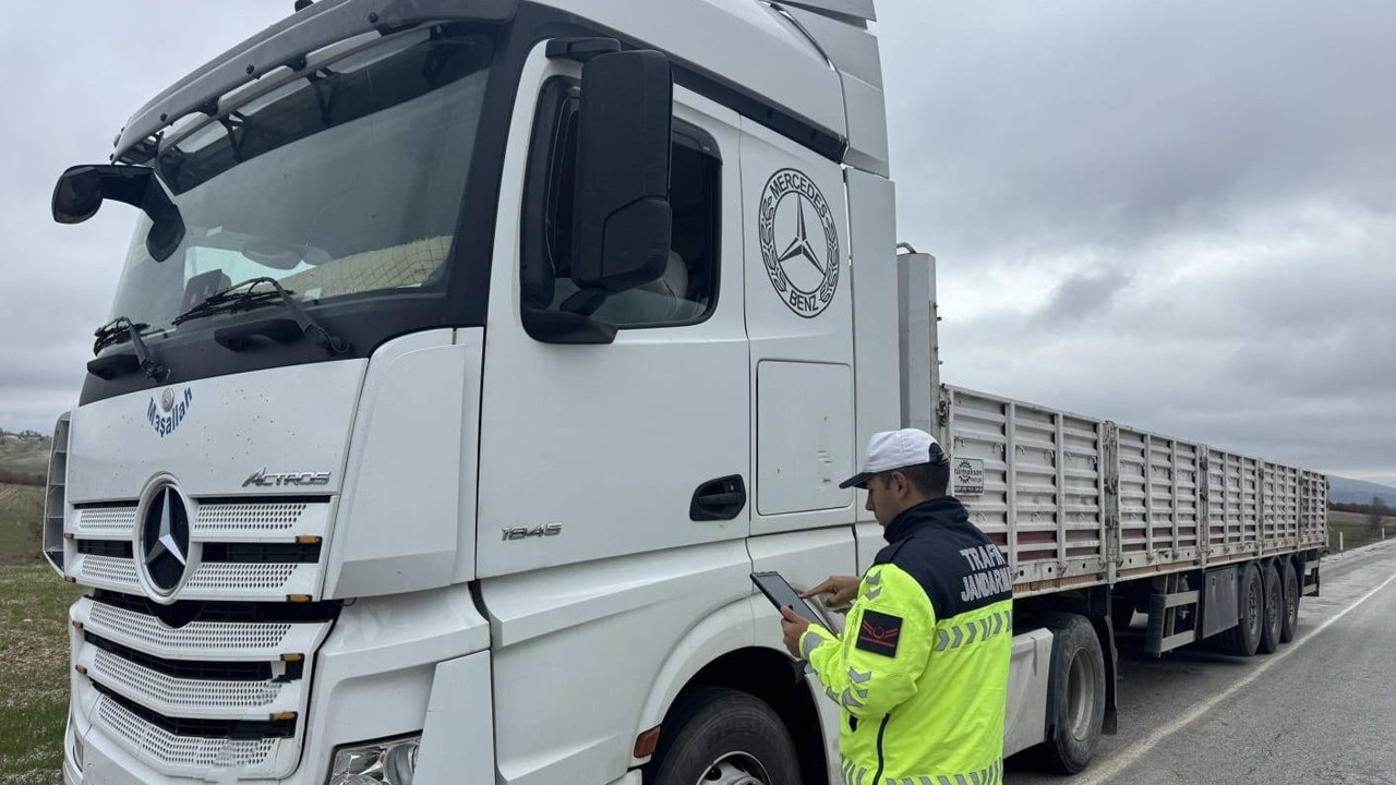 Jandarmadan yük taşıyan araçlara sıkı denetim