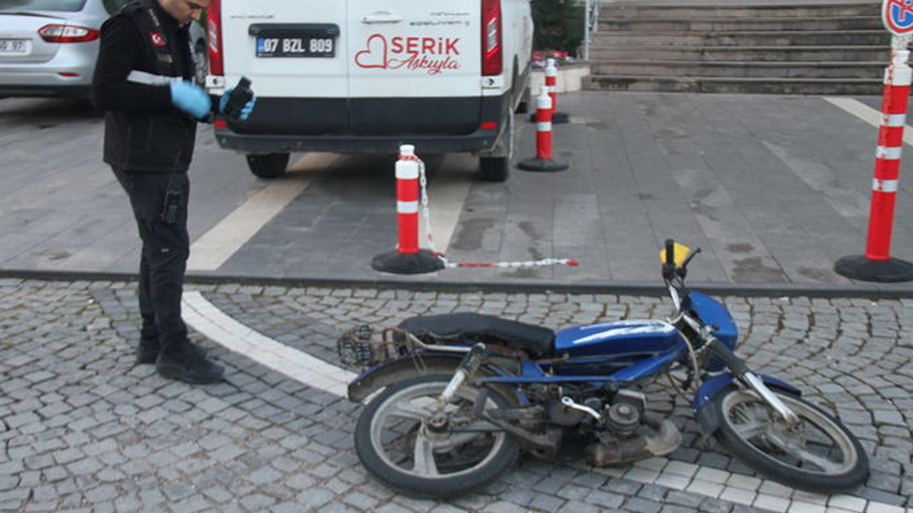 Serik Belediye binasına silahla ateş açan kişi yakalandı