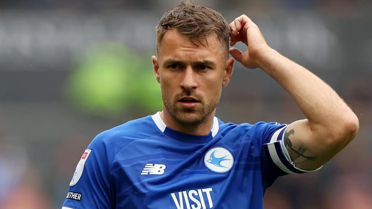 Aaron Ramsey futbola veda etti