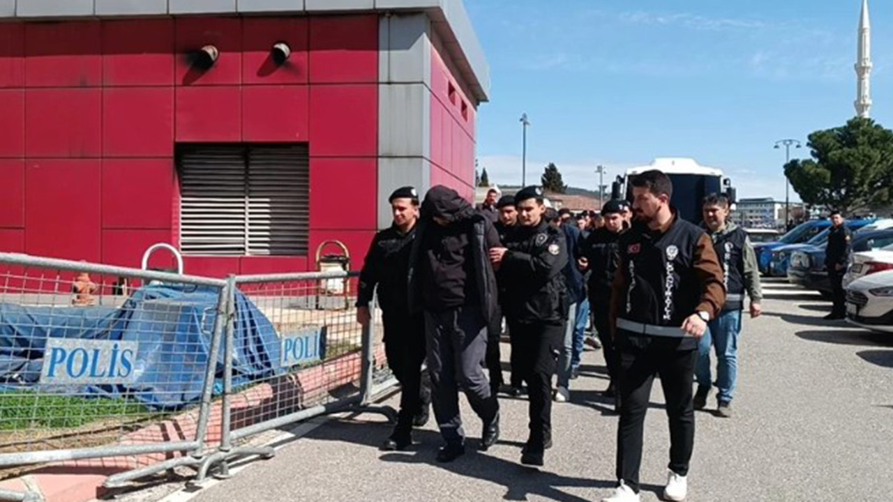 Bir akademisyen intikam için meslektaşlarını 521 milyon TL dolandırdı