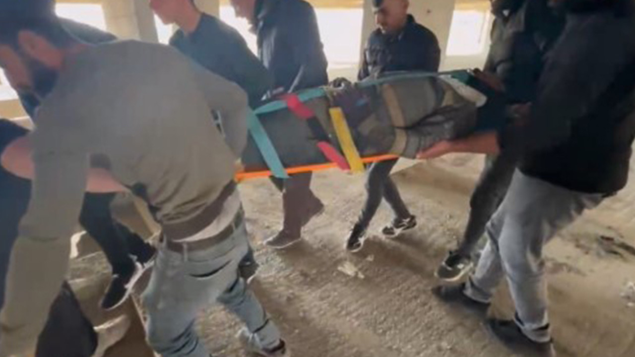 İnşaattan düşen işçi yaralandı