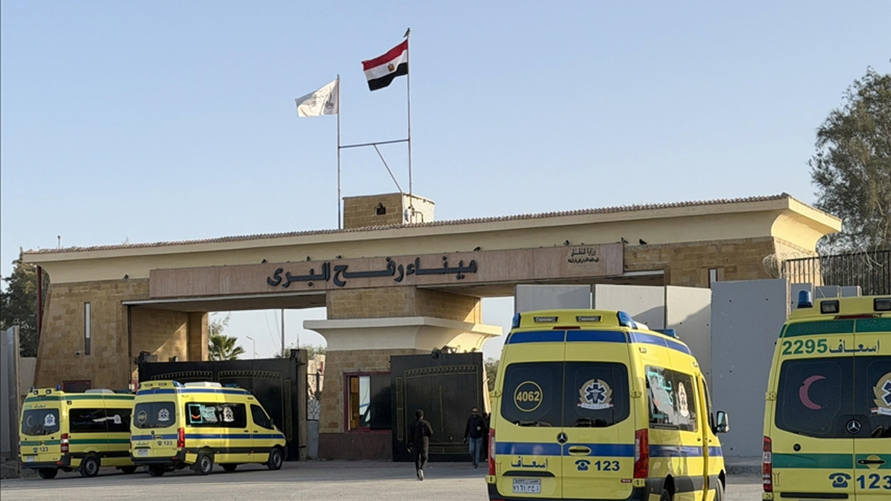 İsrail Refah Sınır Kapsı’nı geçişlere kapattı