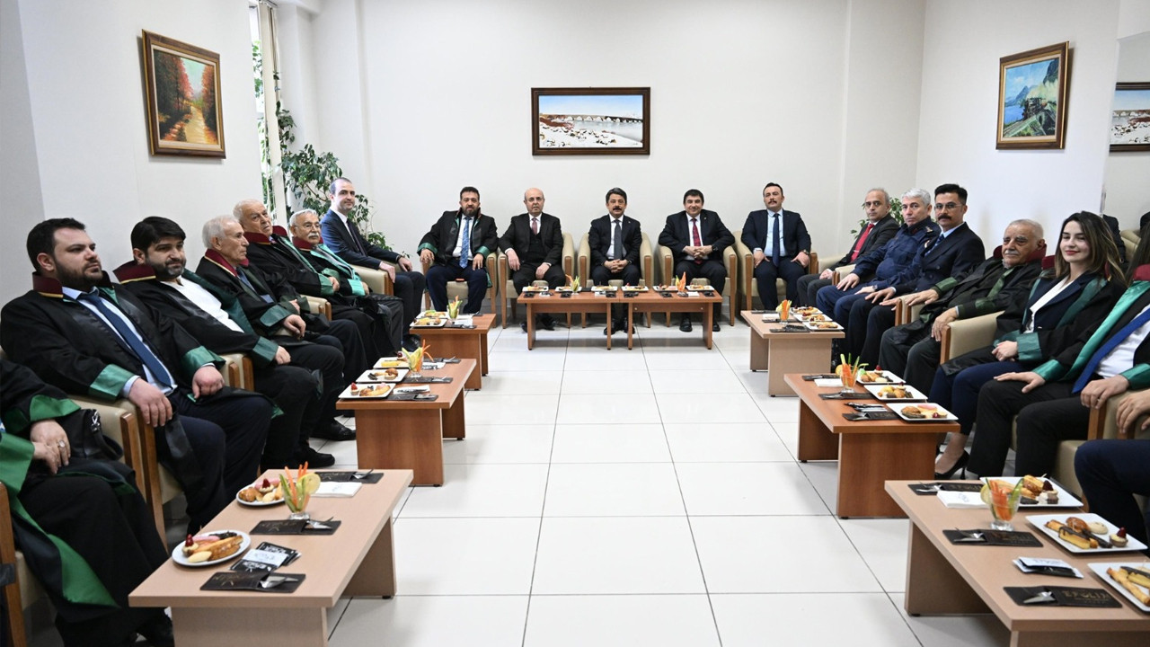 Kırşehir’de Avukatlar Günü kutlandı