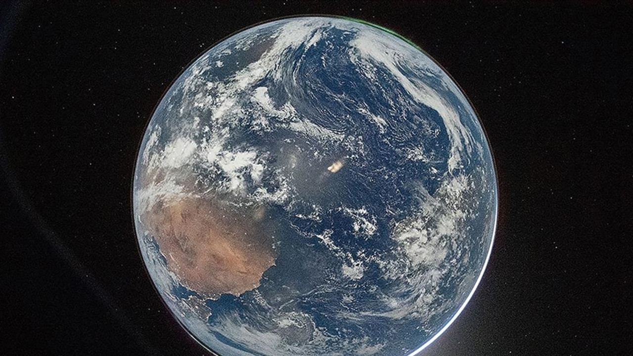 NASA, Dünya'nın uzaydan çekilmiş yeni görüntülerini yayınladı