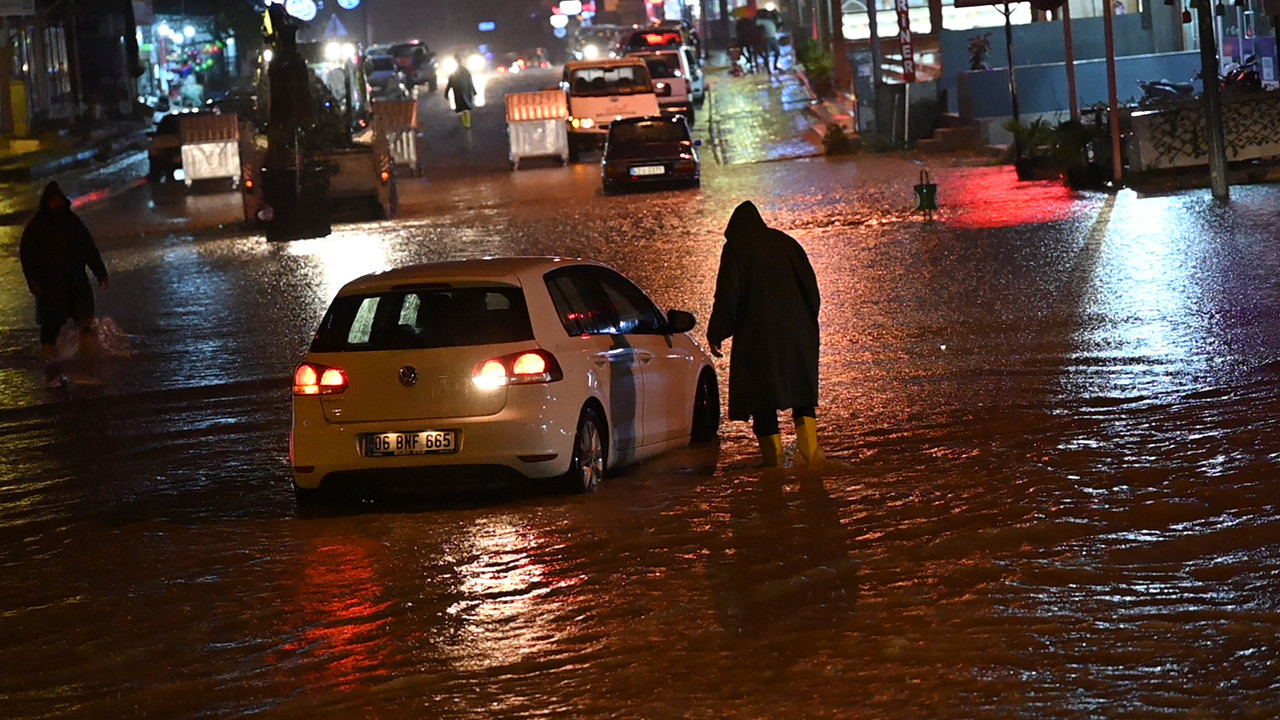 Osmaniye’de sağanak felaketi: Dere ve çay taştı