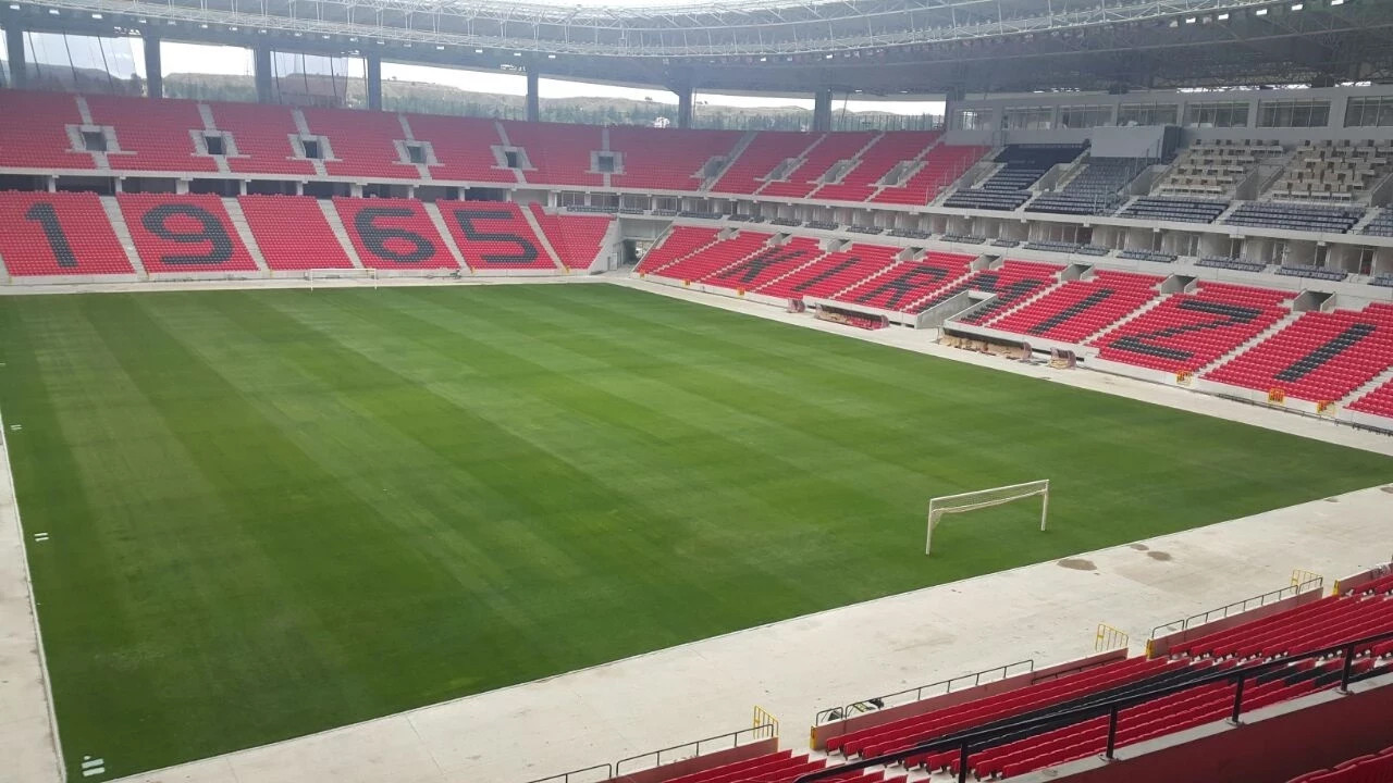 TFF duyurdu: Bursaspor-Ankara Demirspor maçının stadı değişti