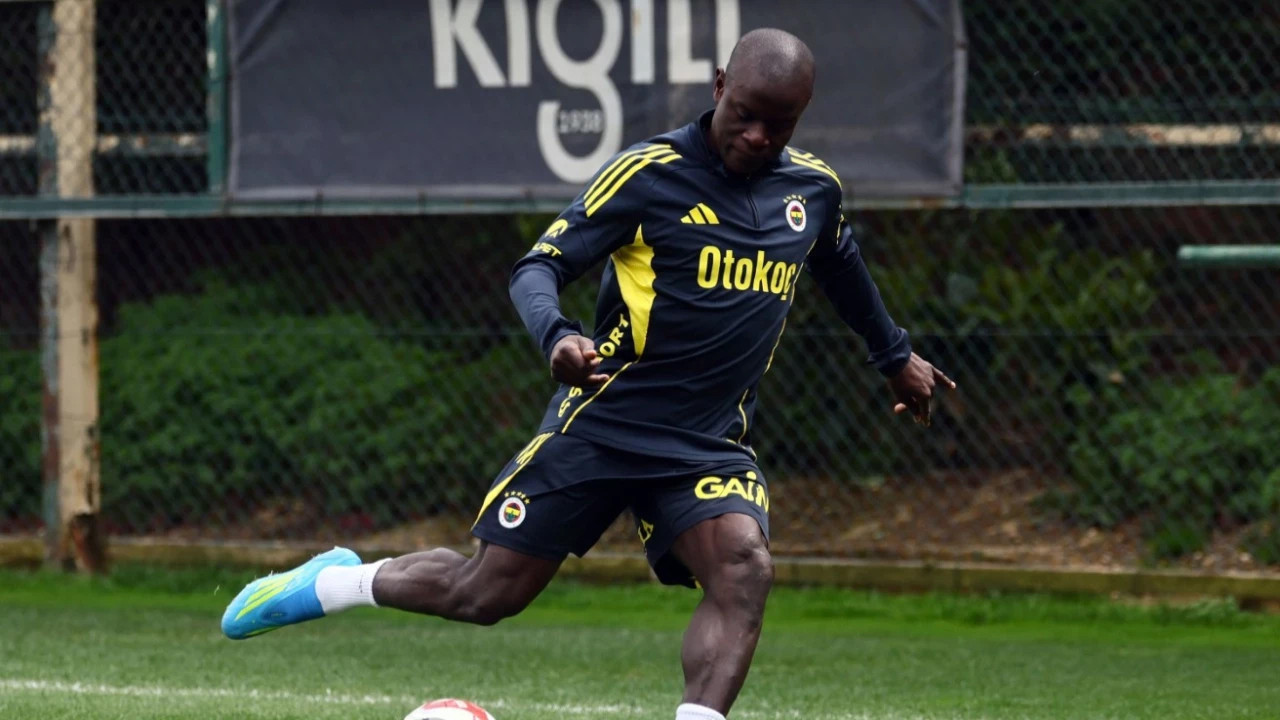 Fenerbahçe'de Kayserispor mesaisi sürüyor