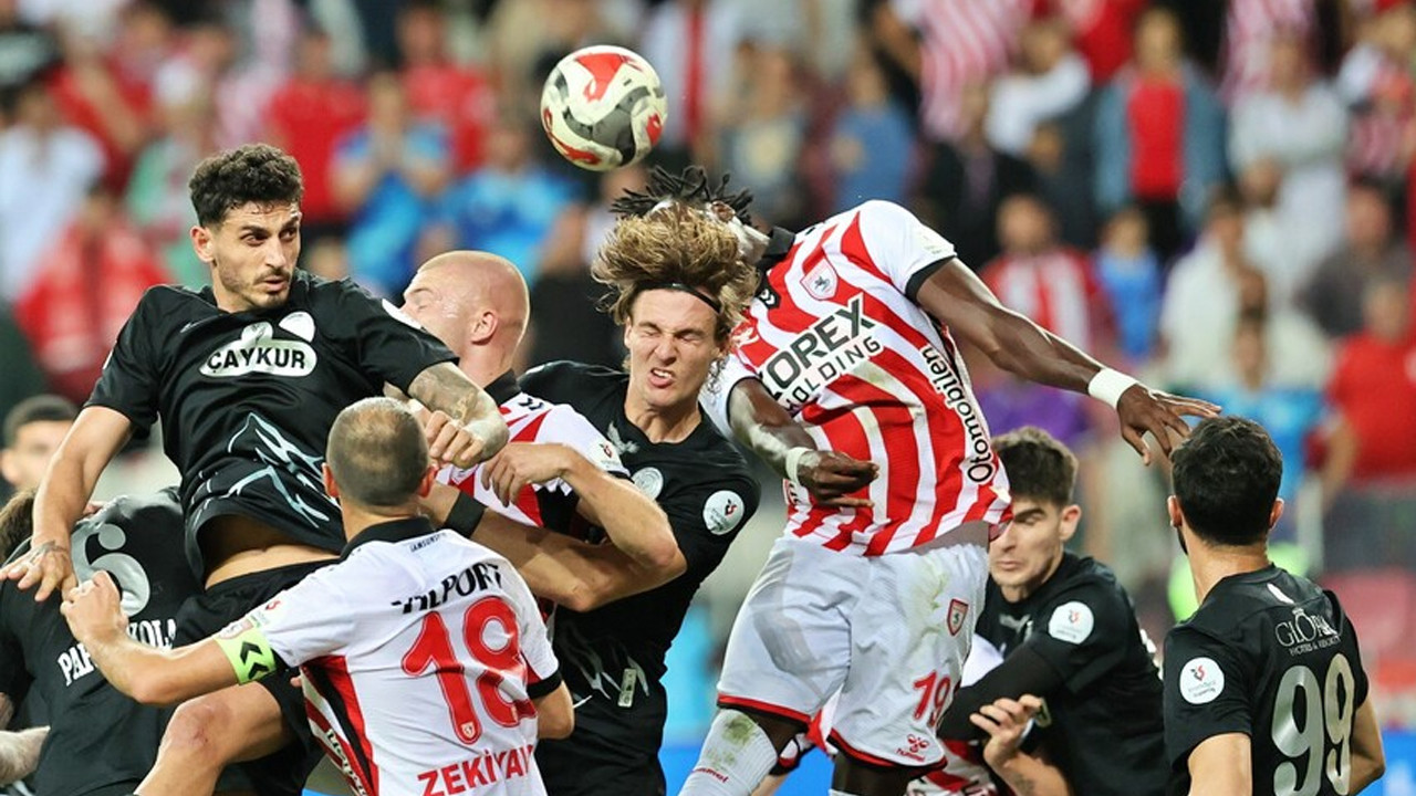 Samsunspor, Süper Lig'de yarın Çaykur Rizespor deplasmanında